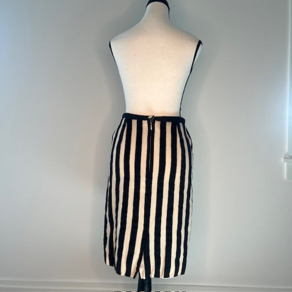 Escada Women's Black and Tan Stripes, Size 38 EUR (6 US) - Picture 3 of 5